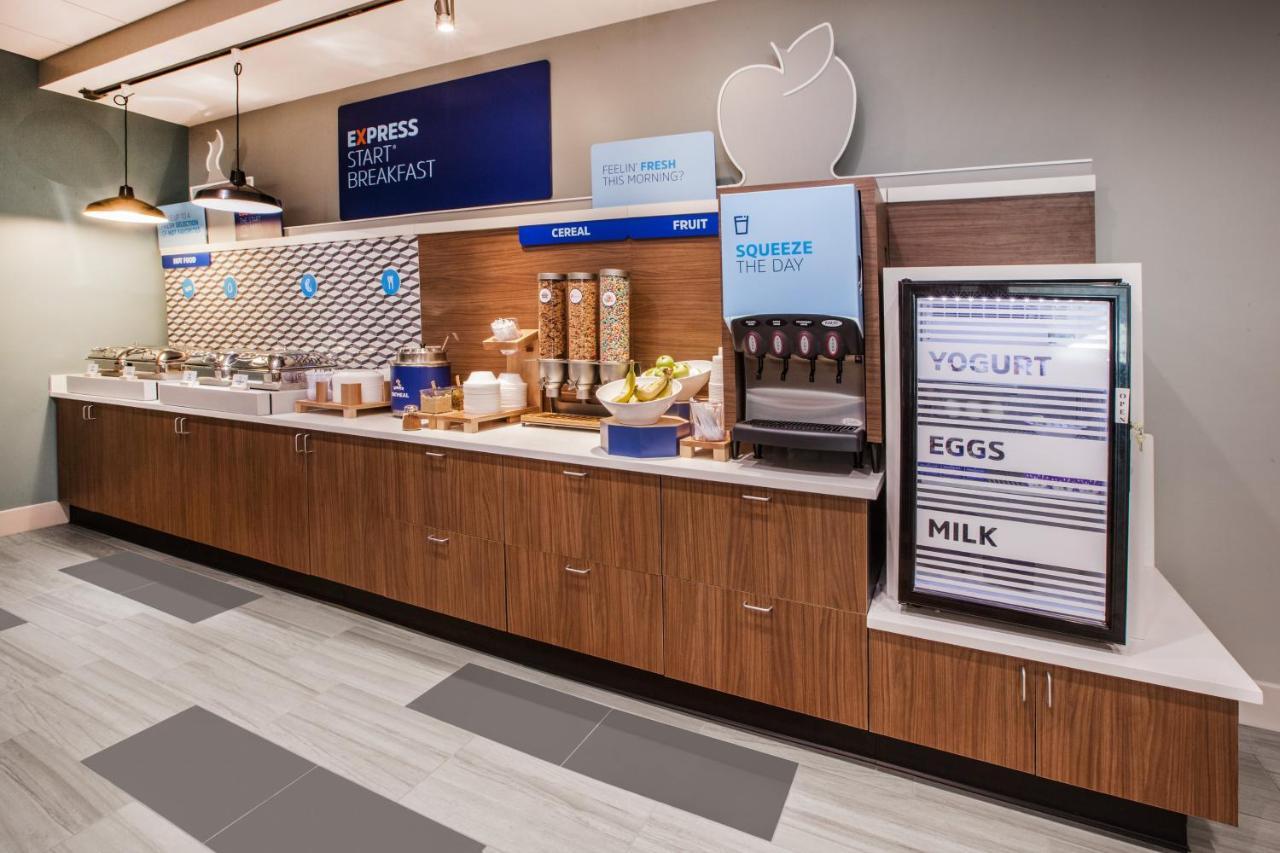 Holiday Inn Express & Suites - Grand Rapids South - Wyoming By Ihg Exteriör bild