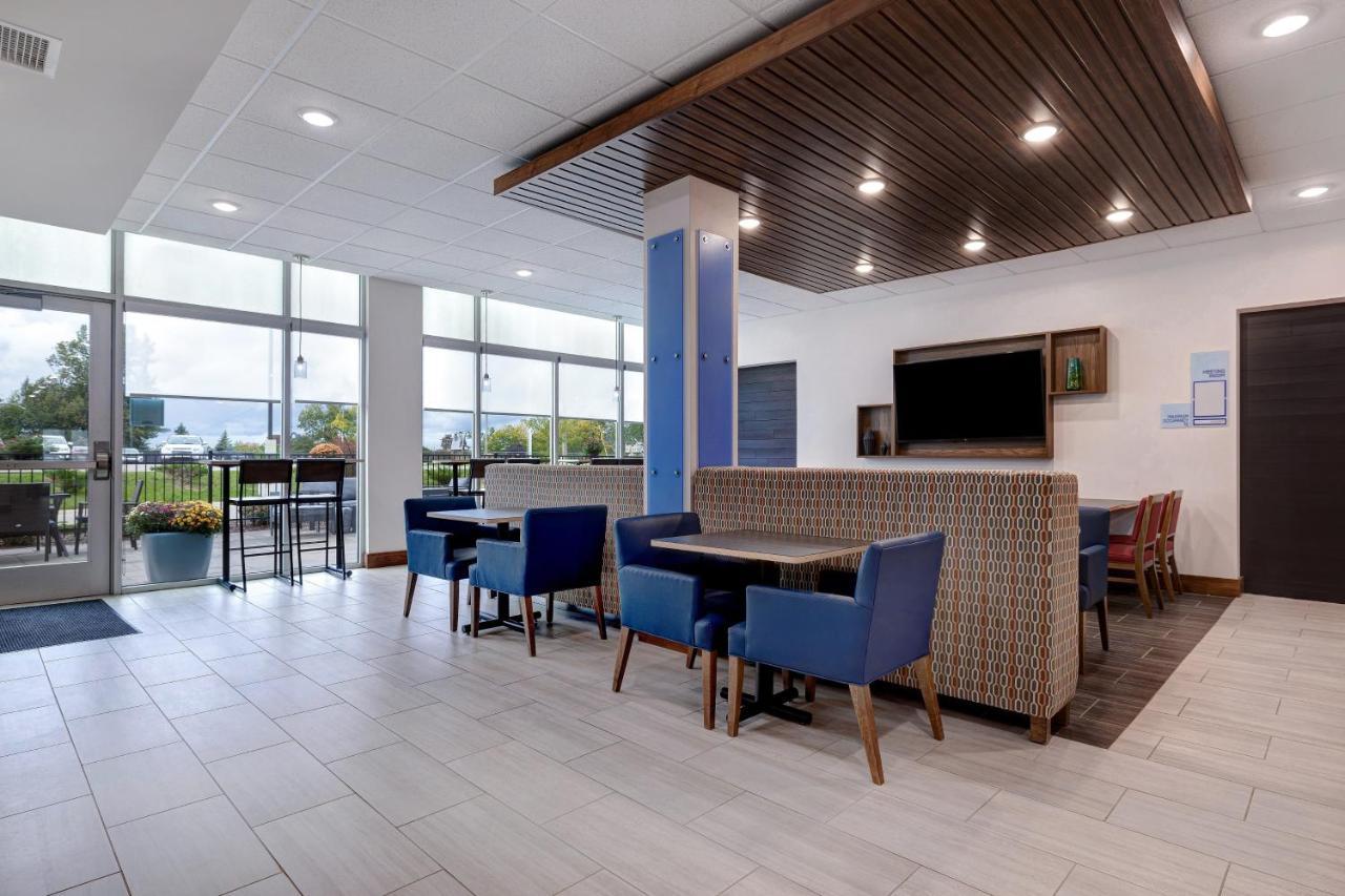 Holiday Inn Express & Suites - Grand Rapids South - Wyoming By Ihg Exteriör bild