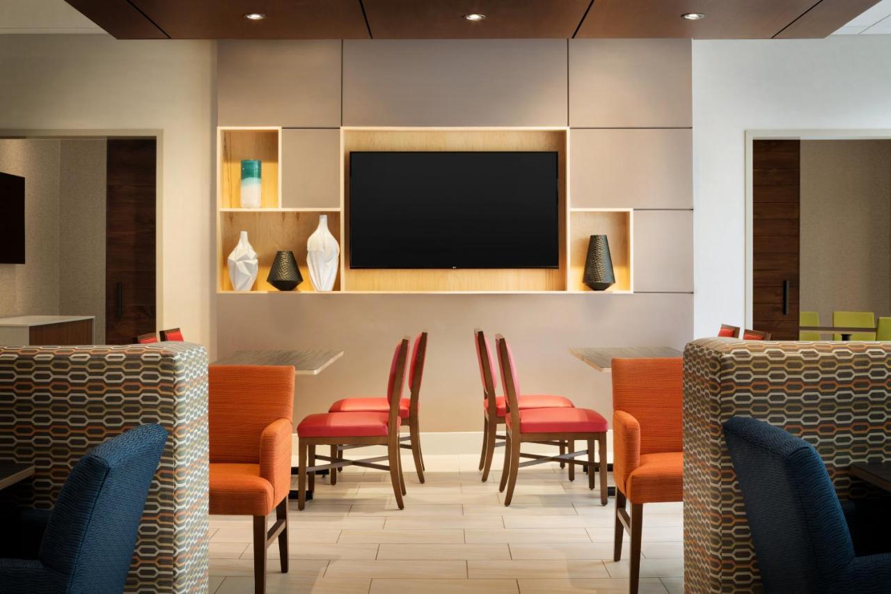 Holiday Inn Express & Suites - Grand Rapids South - Wyoming By Ihg Exteriör bild